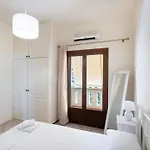 Rising Sun Seaside Apartment